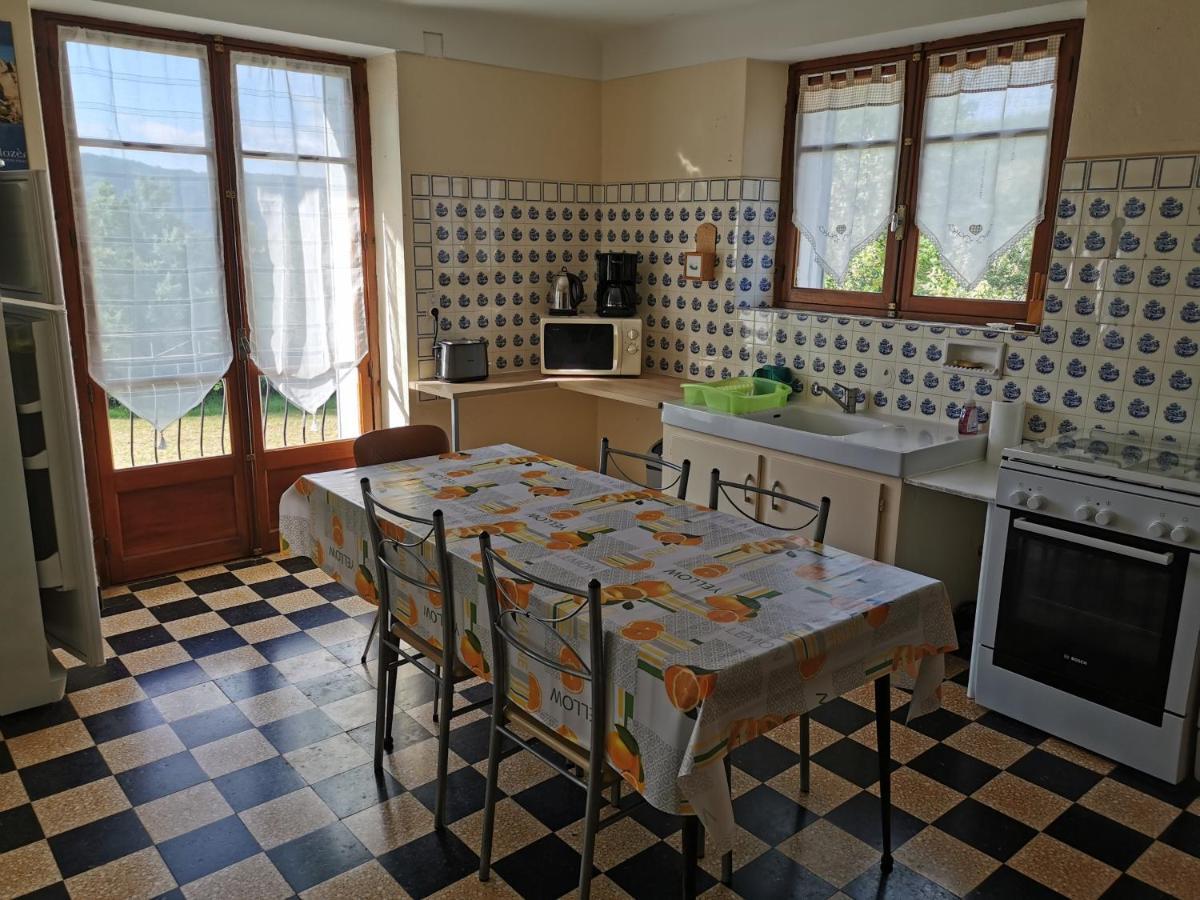 Gite Clevacances Laval-du-Tarn Екстер'єр фото