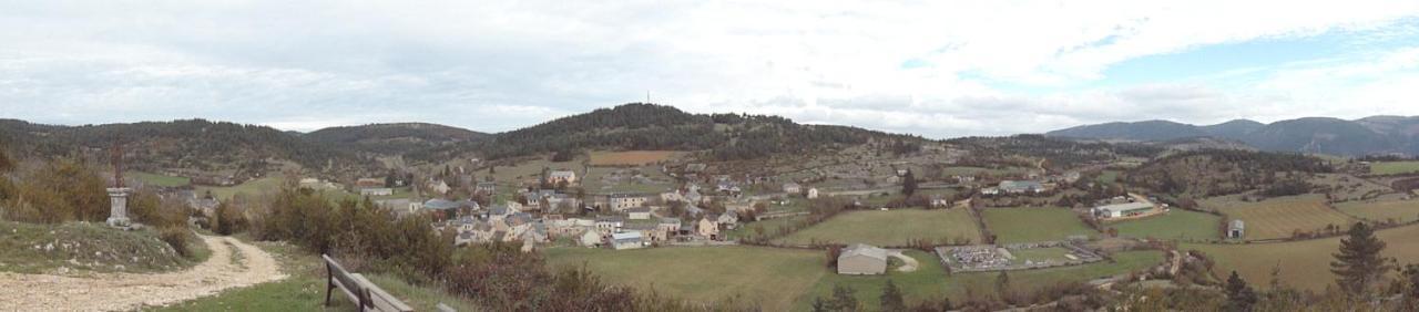 Gite Clevacances Laval-du-Tarn Екстер'єр фото
